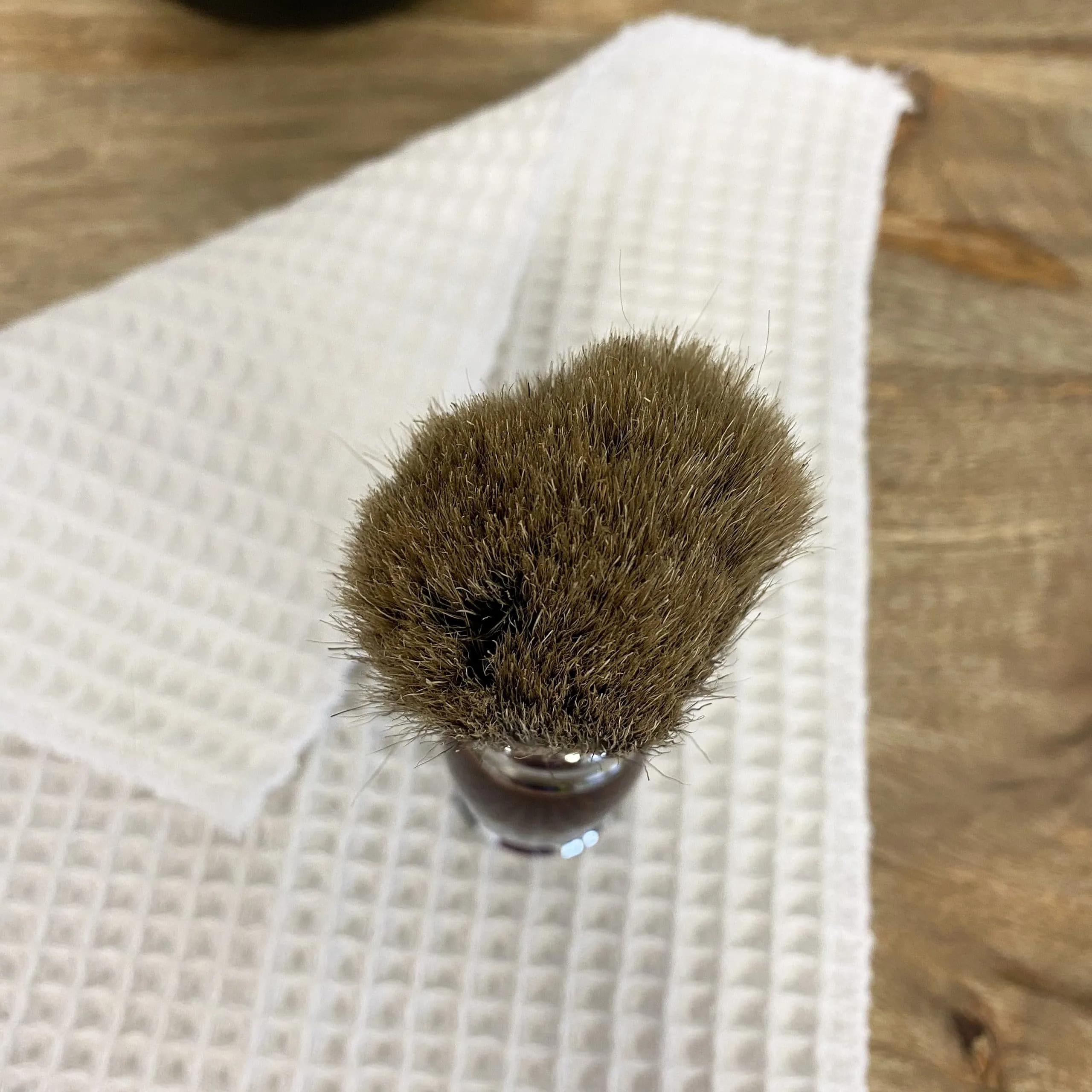 Blaireau en poils naturels aspect bois – Image 3