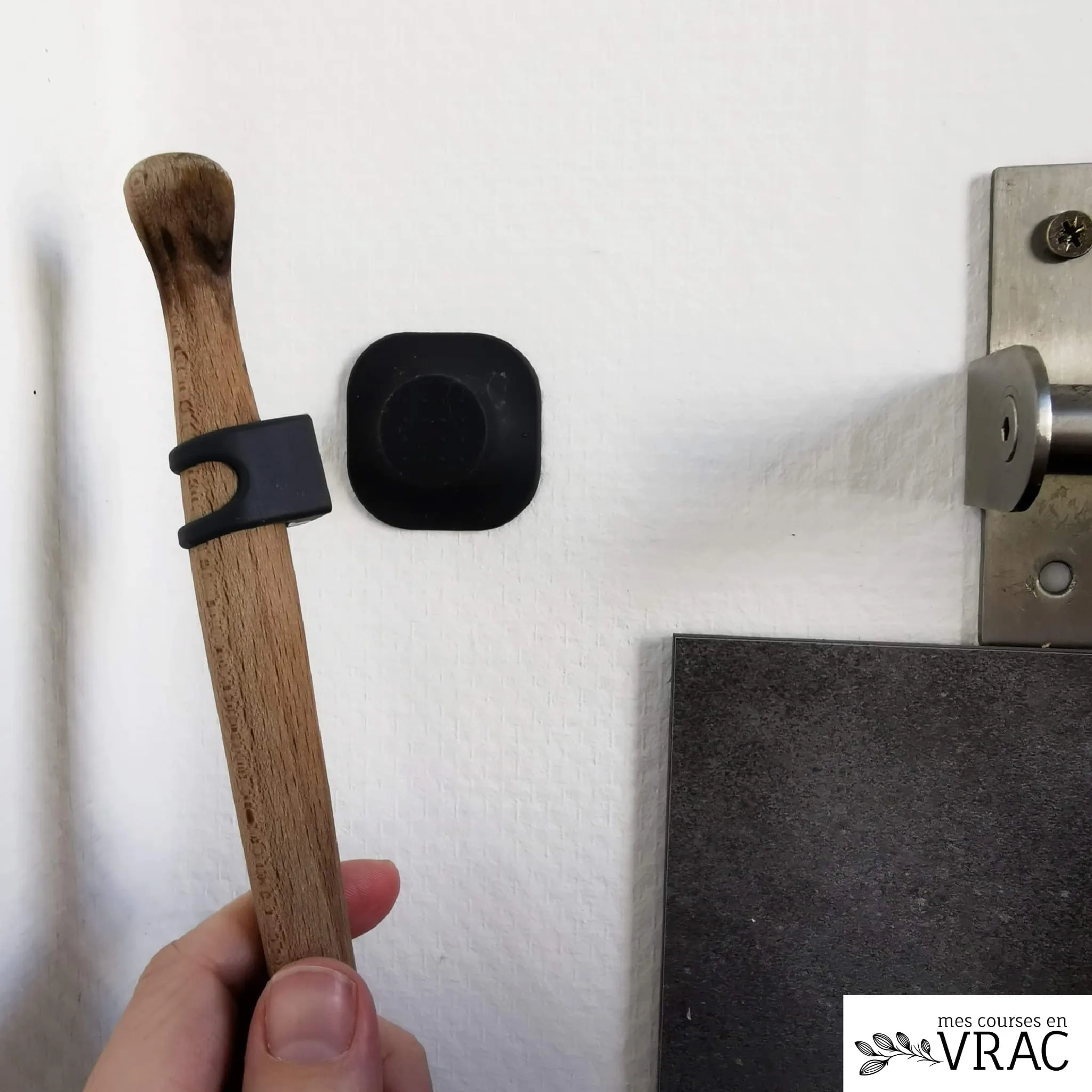 Support mural brosse et goupillon – Image 3